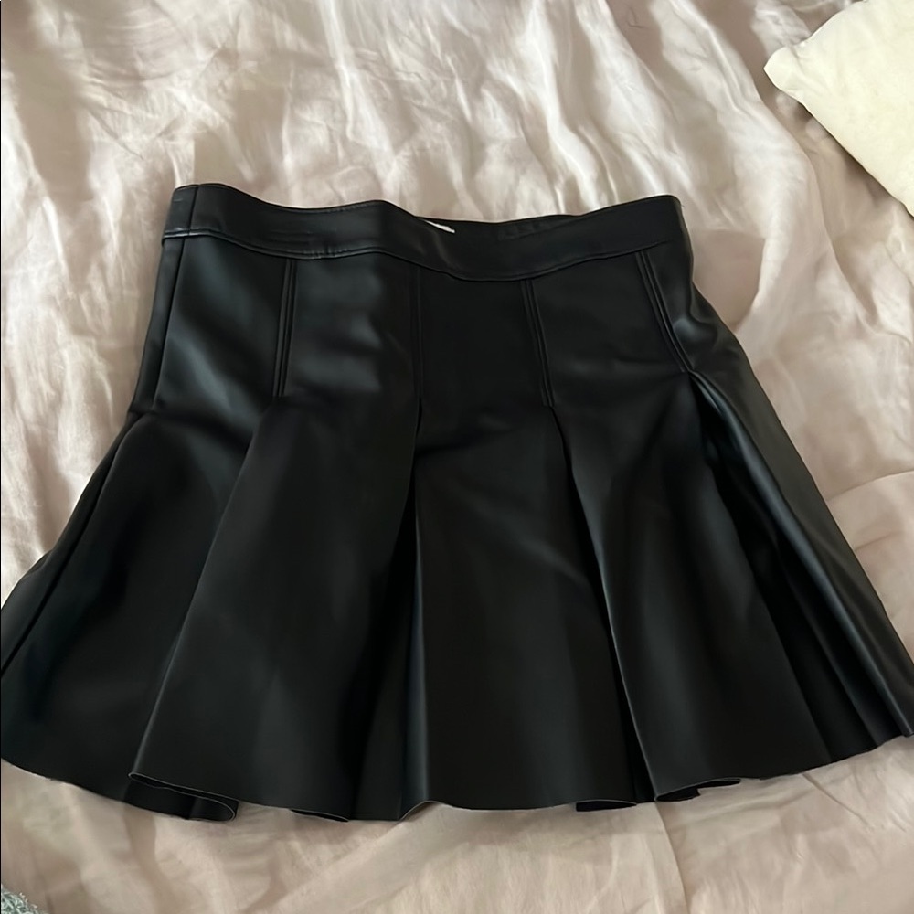 Hollister Black Pleated Skater Mini Skirt